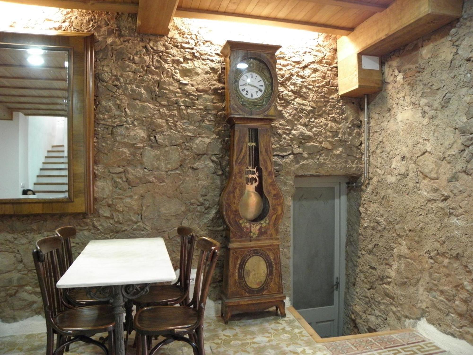 Hostal Cal Pla Sant Llorenc Savall Exterior photo